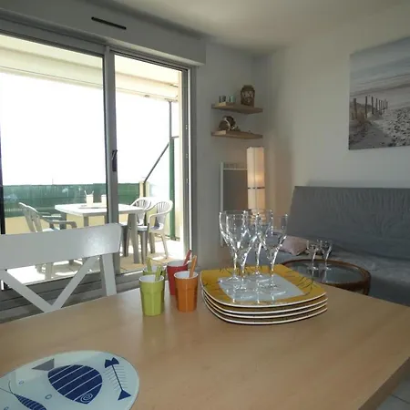 Notre-Dame-De-Monts * نوتر دام دي مونتس